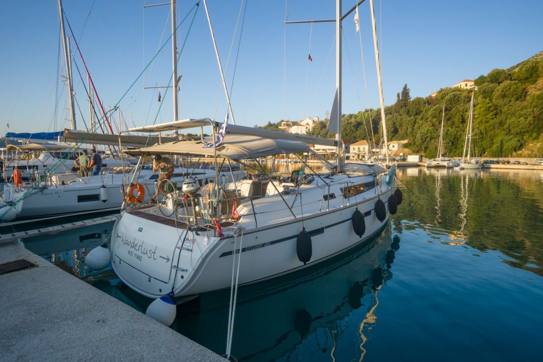 Wanderlust in Kalamos marina