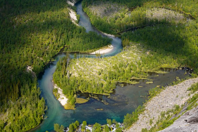 Meandry na řece Nordfjordelva