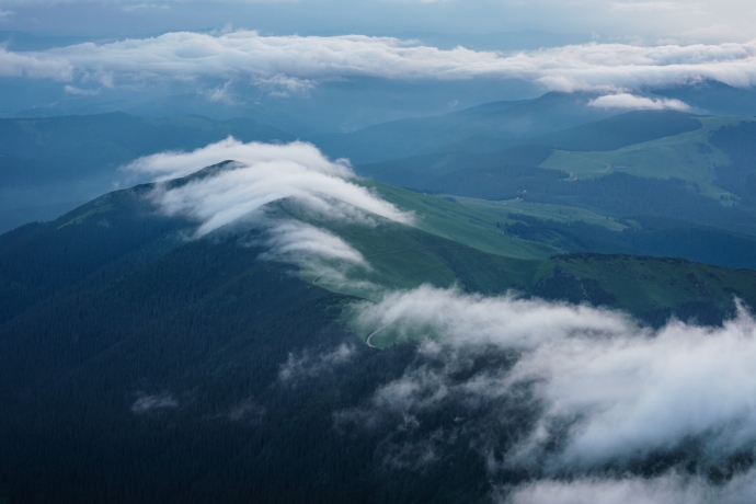 Crests in clouds