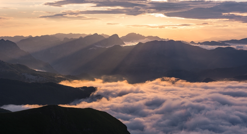 Rays over Surdup mountains