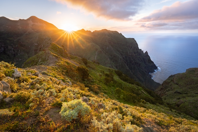 Peaks rising from the ocean