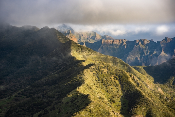 Coastal mountains