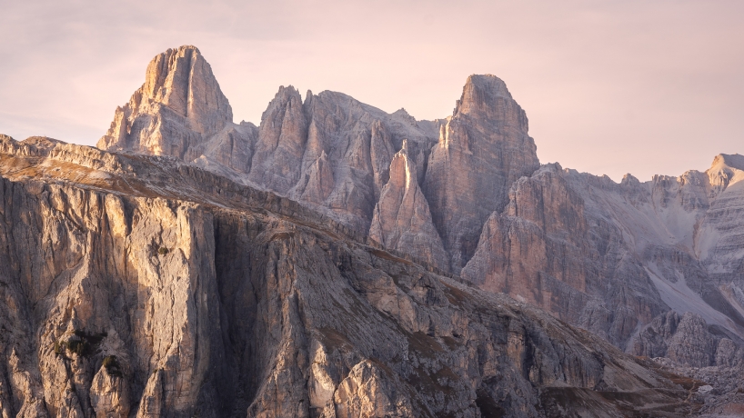 Dolomite peaks