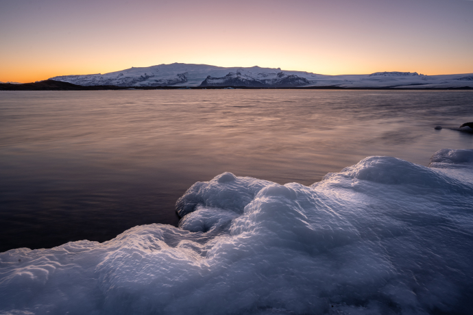 Soumrak nad lagunou