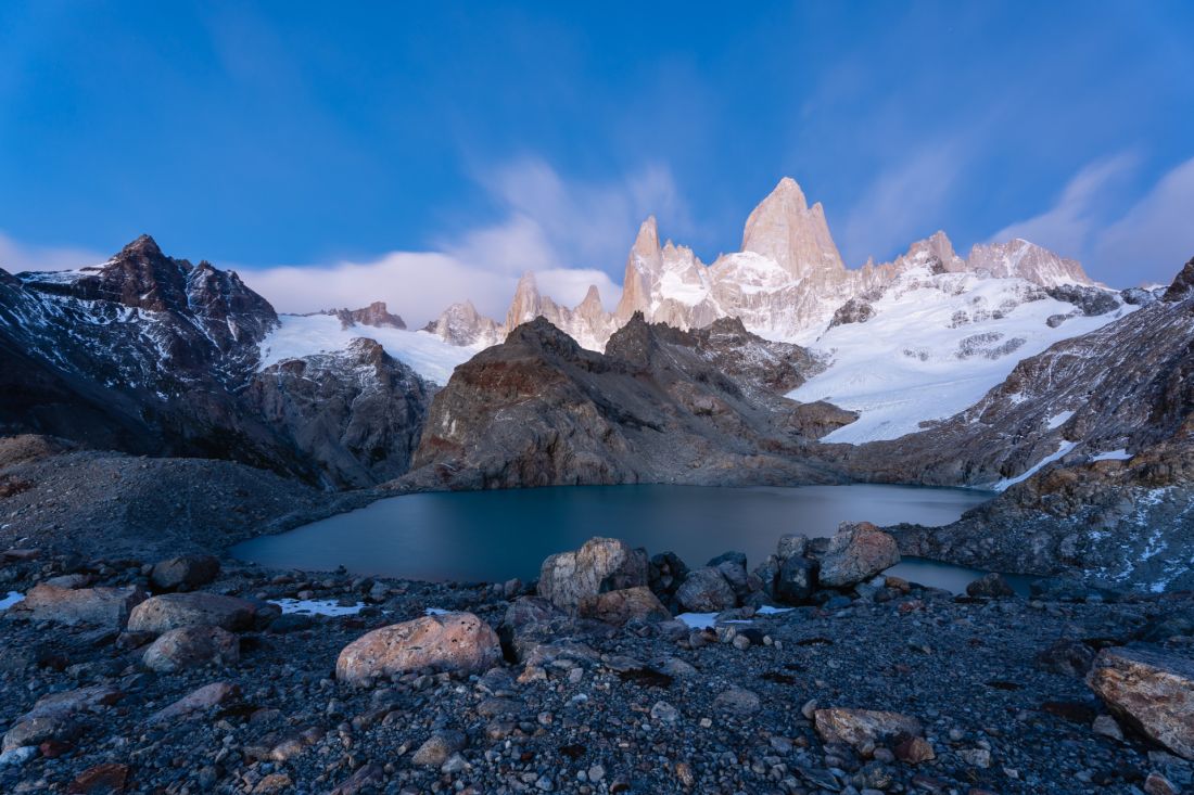 Laguna de los Tres a Fitz Roy před východem slunce.