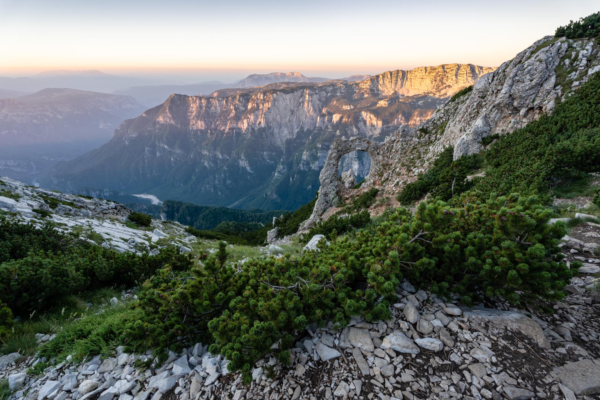 Through Bosnia with and without a backpack